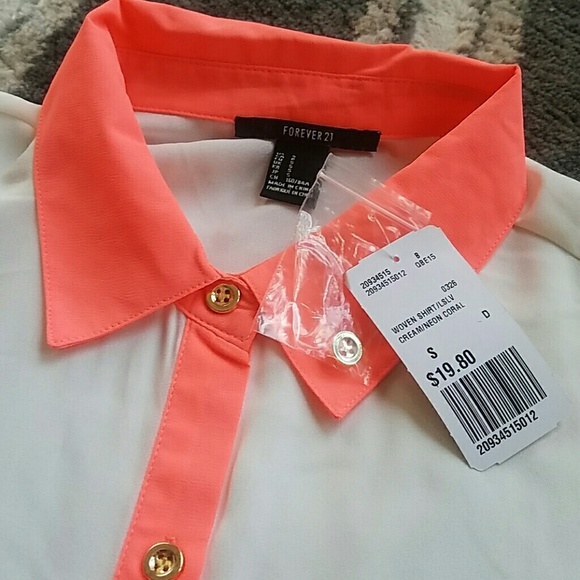 NWT Semi-Sheer Button Down Blouse - Picture 2 of 8